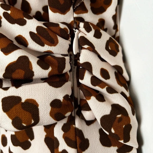 *FINAL PRICE* TORY BURCH Animal Print Gladys Dress Size Medium - Picture 6 of 9